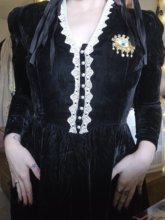 Gunne Sax Dresses & Skirts - Gunne Sax Vintage Gothic Prairie Velvet Vampire Dress 9